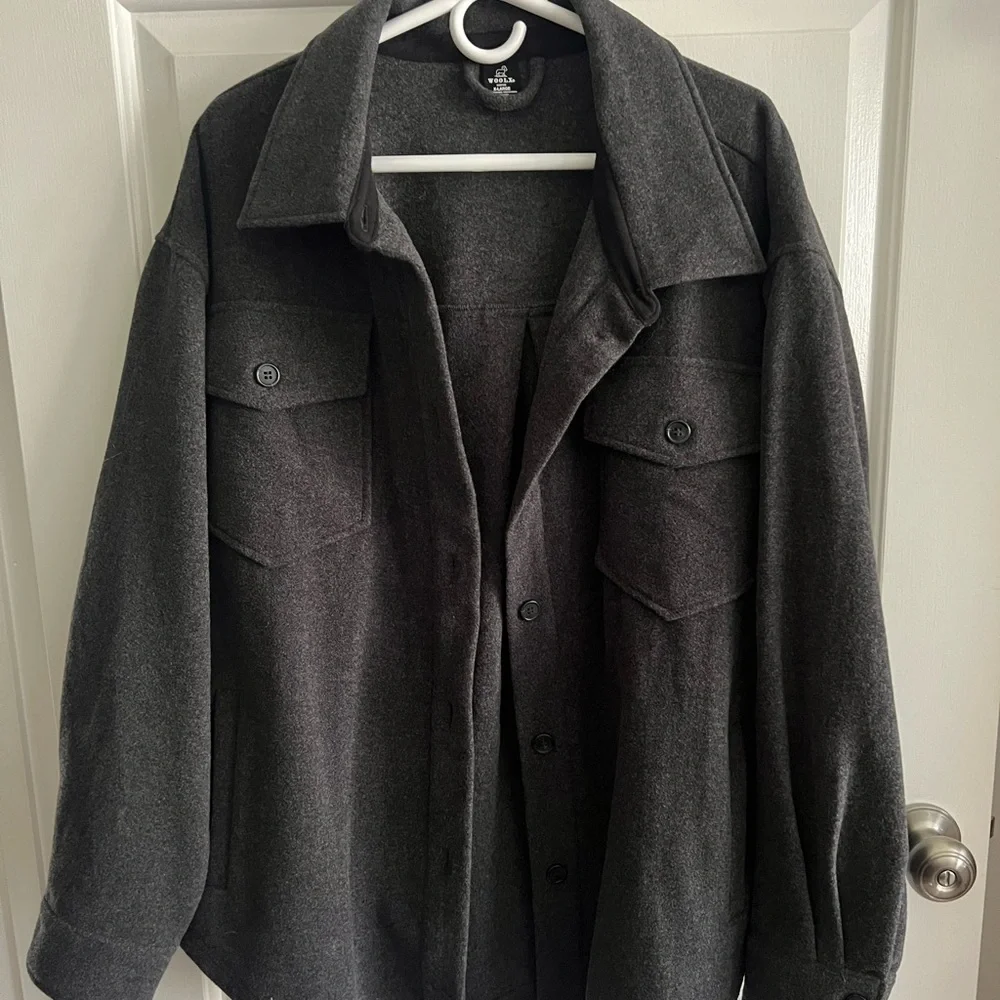 Women’s WoolX Sawyer Shacket - Charcoal Black - Picture 3 of 5